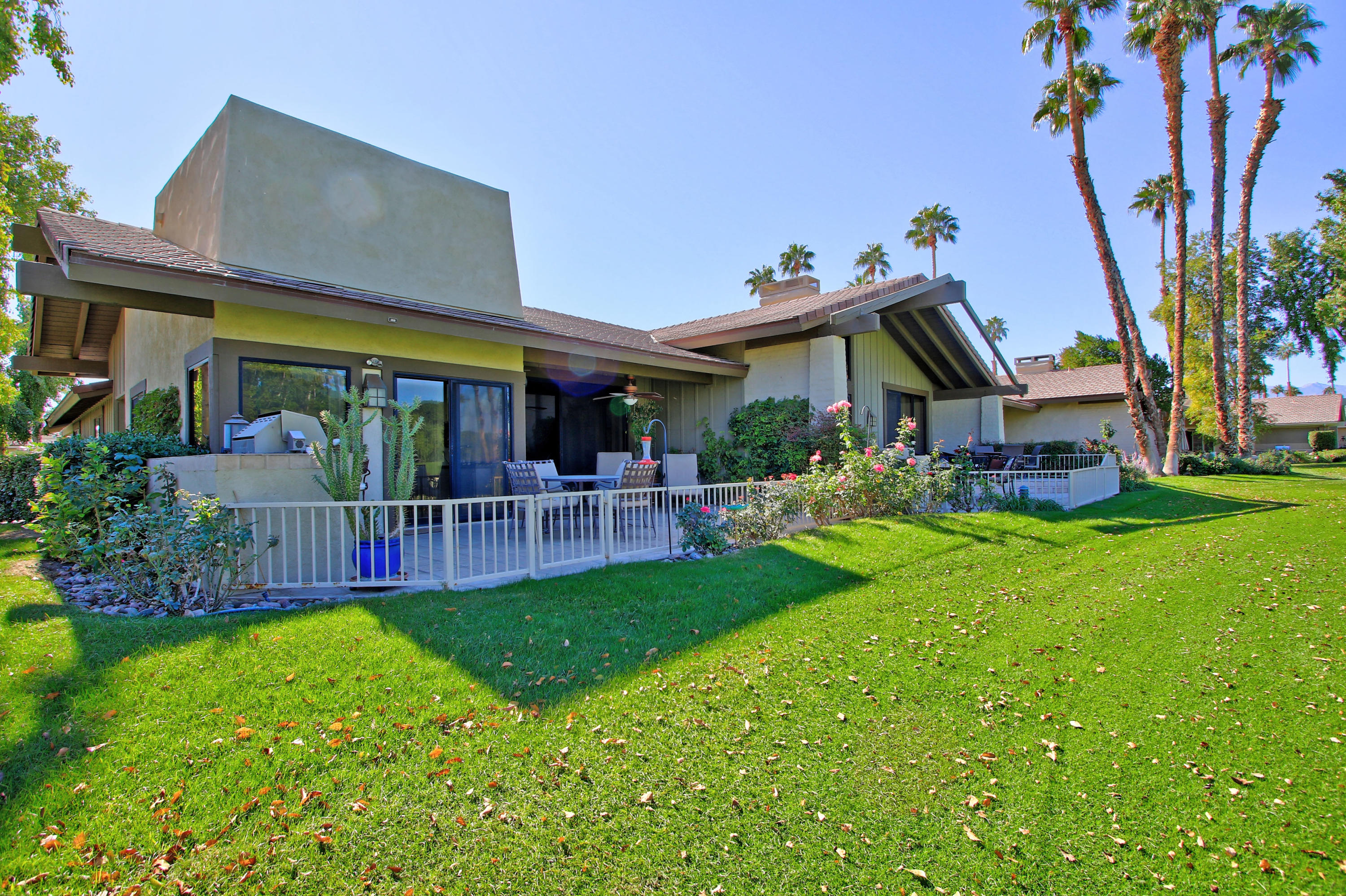368 Red River Road Palm Desert, CA 92211 - Photo 36 of 36 a view of a house with a yard porch and sitting area