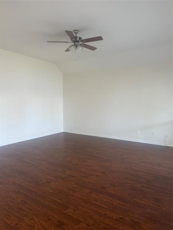 303 Quail Run Road Red Oak, TX 75154 - Photo 4 of 19 a view of room and empty room