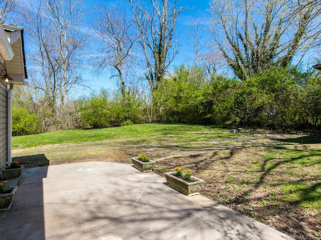 49 Ridge Road Asheville, NC 28806 - Photo 20 of 23 Gallery Image 20