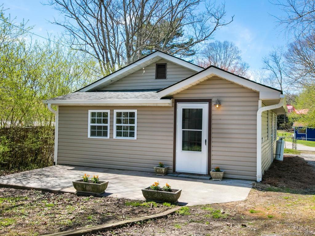 49 Ridge Road Asheville, NC 28806 - Photo 21 of 23 Gallery Image 21