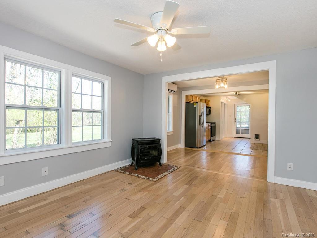 49 Ridge Road Asheville, NC 28806 - Photo 5 of 23 Gallery Image 5