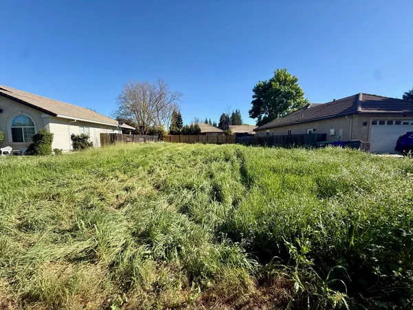 $22,000 | 22565 North Marina Way, Cottonwood, CA 96022