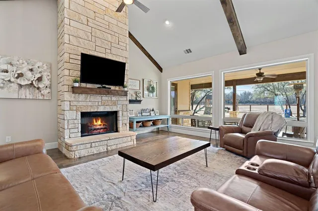 $750,000 | 1211 County Road 1024, Glen Rose, TX 76043