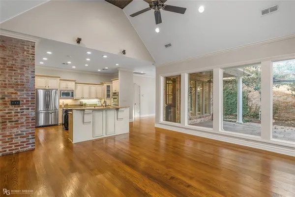 $750,000 | 105 Esplanade Court, Bossier City, LA 71111