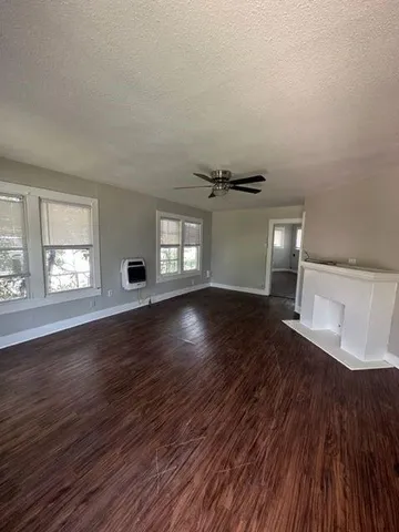 $1,295 | 1425 Chestnut Street, Abilene, TX 79602