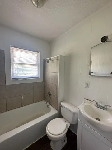 $1,295 | 1425 Chestnut Street, Abilene, TX 79602