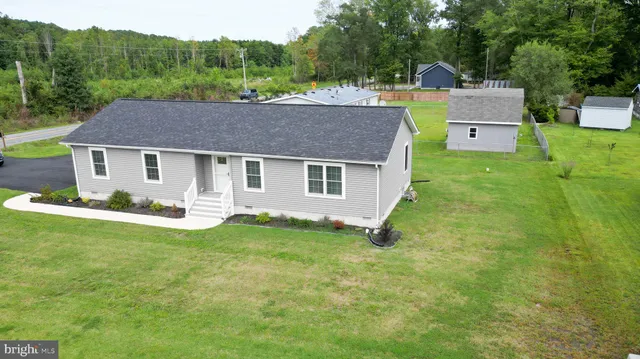 $419,500 | 33510 Deer Run Road, Selbyville, DE 19975