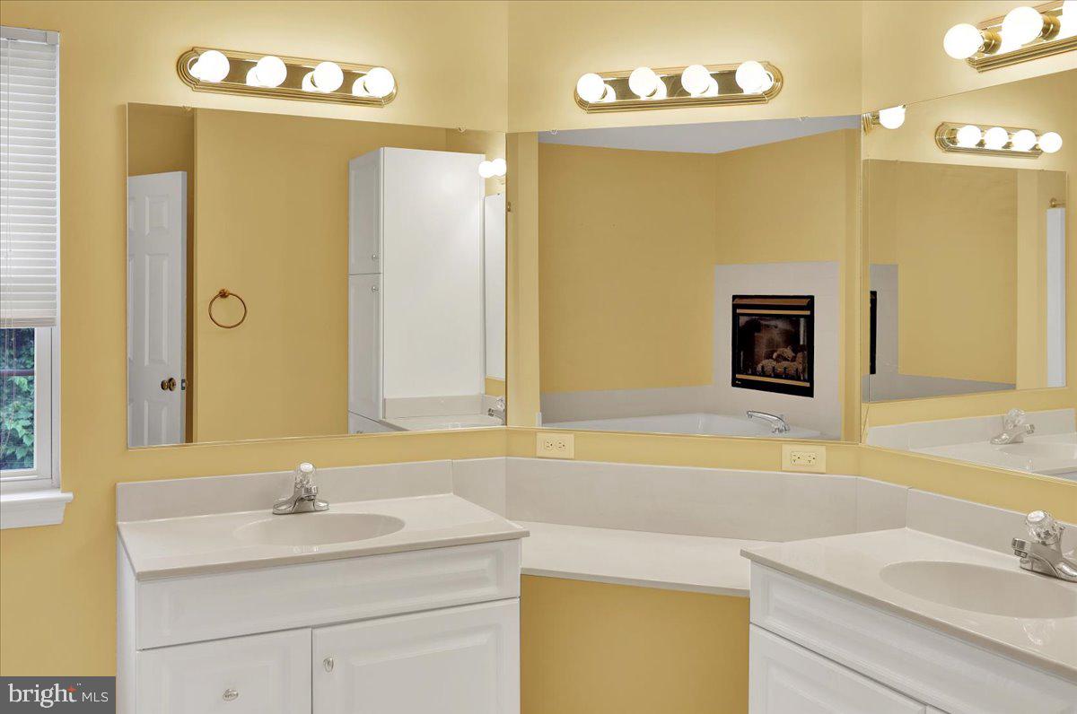 203 Barrington Drive Reading, PA 19607 - Photo 27 of 44 a bathroom with a sink and a mirror