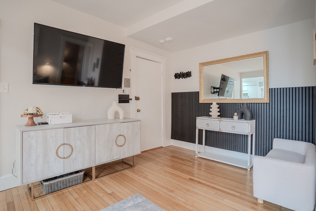 34 Kinross Road, Unit 11 Boston, MA 02135 - Photo 4 of 12 Gallery Image 4