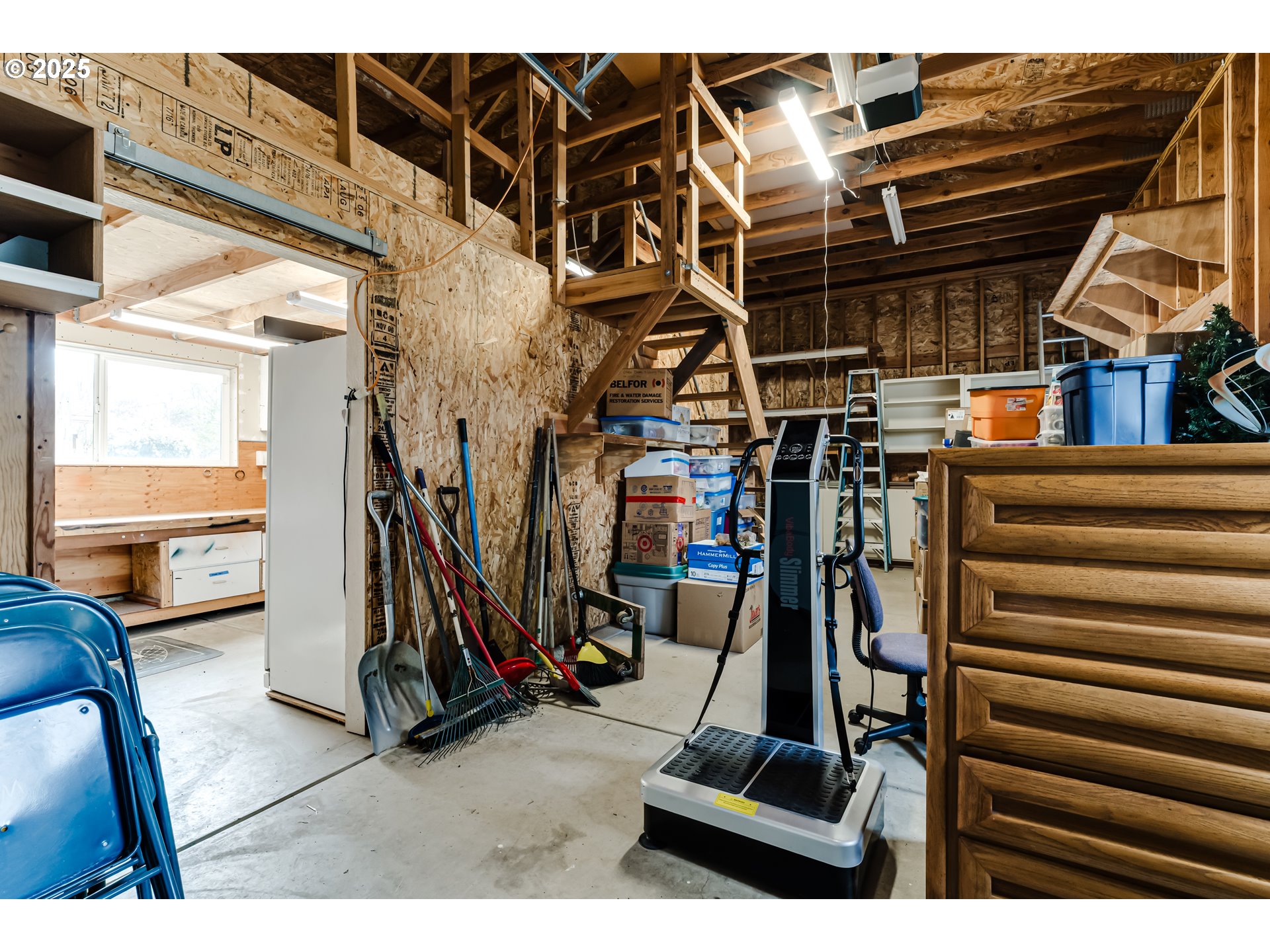 1595 Rambling Drive Springfield, OR 97477 - Photo 46 of 48