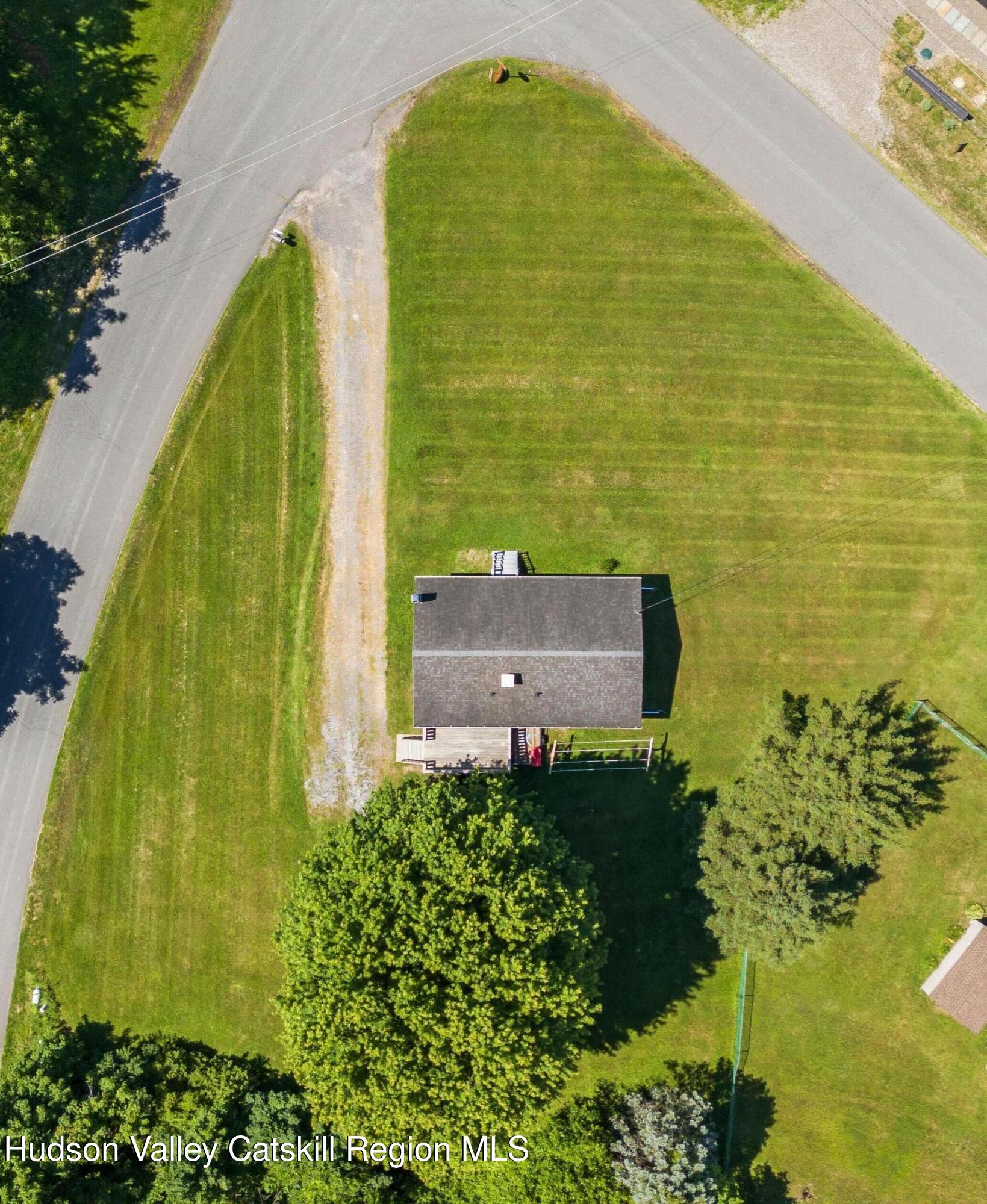 14 Regal Road Stuyvesant, NY 12173 - Photo 15 of 18 DJI_20260627143920_0231_D