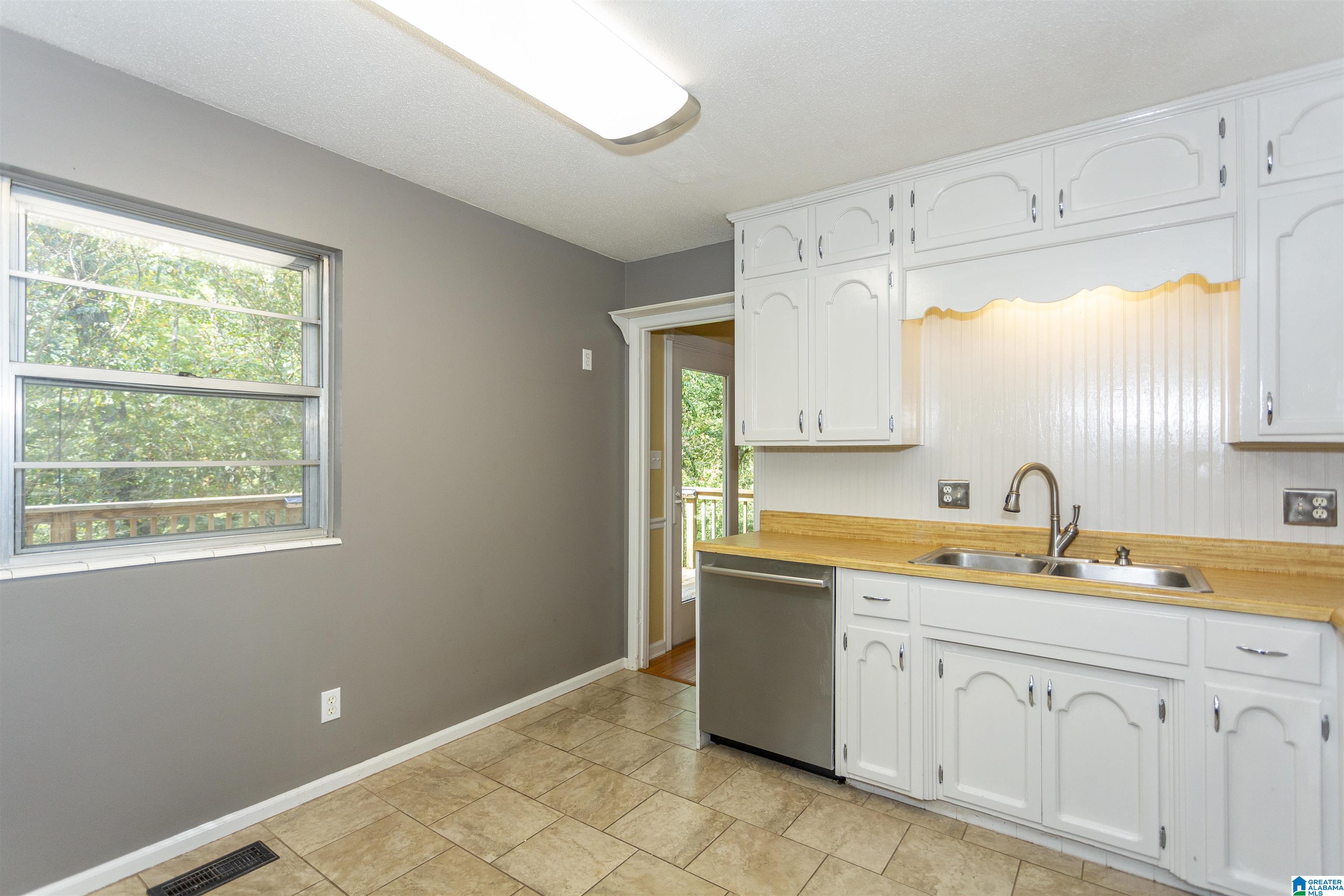 1904 Thornhill Road Fultondale, AL 35068 - Photo 24 of 47