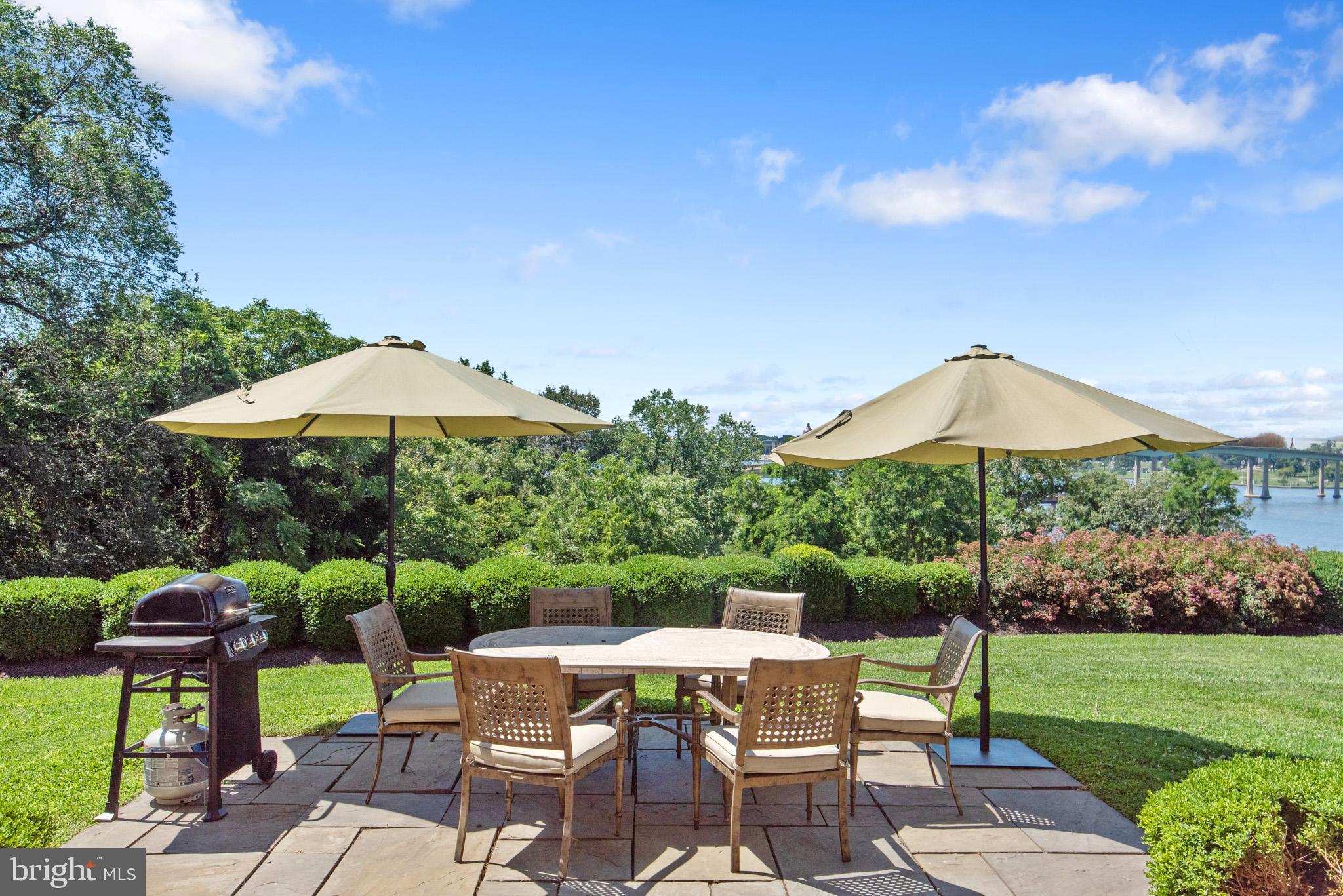 1932 Carrollton Road Annapolis, MD 21409 - Photo 21 of 134 dining under the stars just off the kitchen