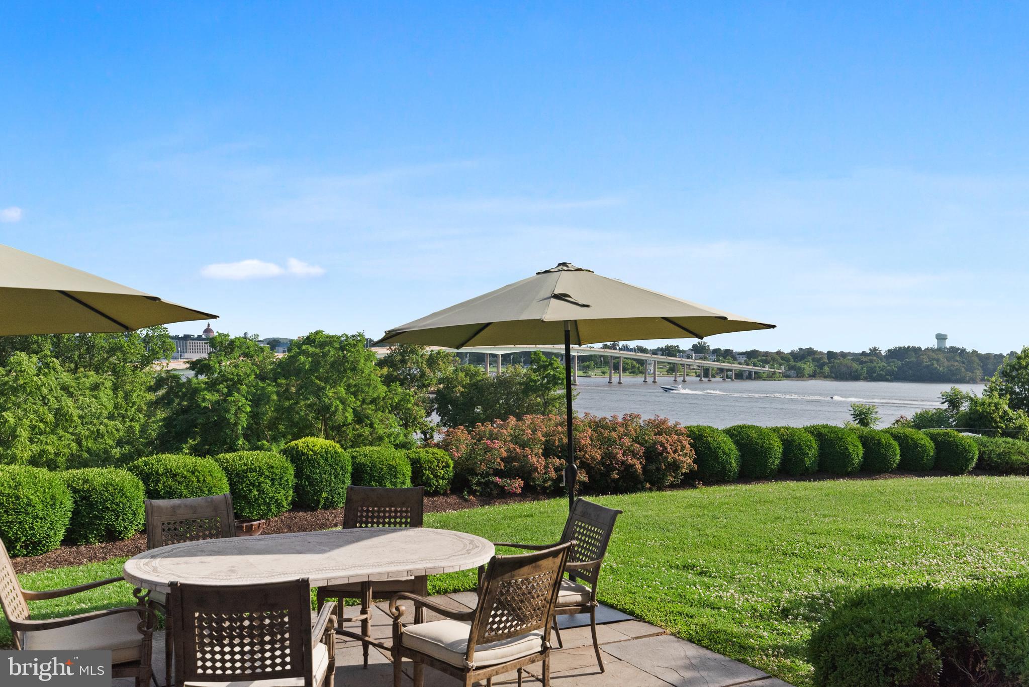 1932 Carrollton Road Annapolis, MD 21409 - Photo 22 of 134 You will never tire of dinner with a view!