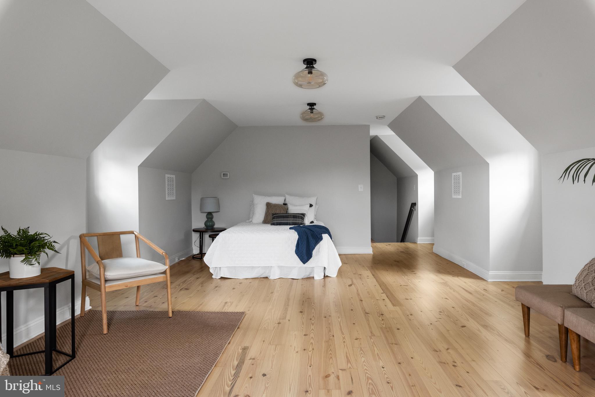 1932 Carrollton Road Annapolis, MD 21409 - Photo 76 of 134 spacious quarters with large full en-suite bath