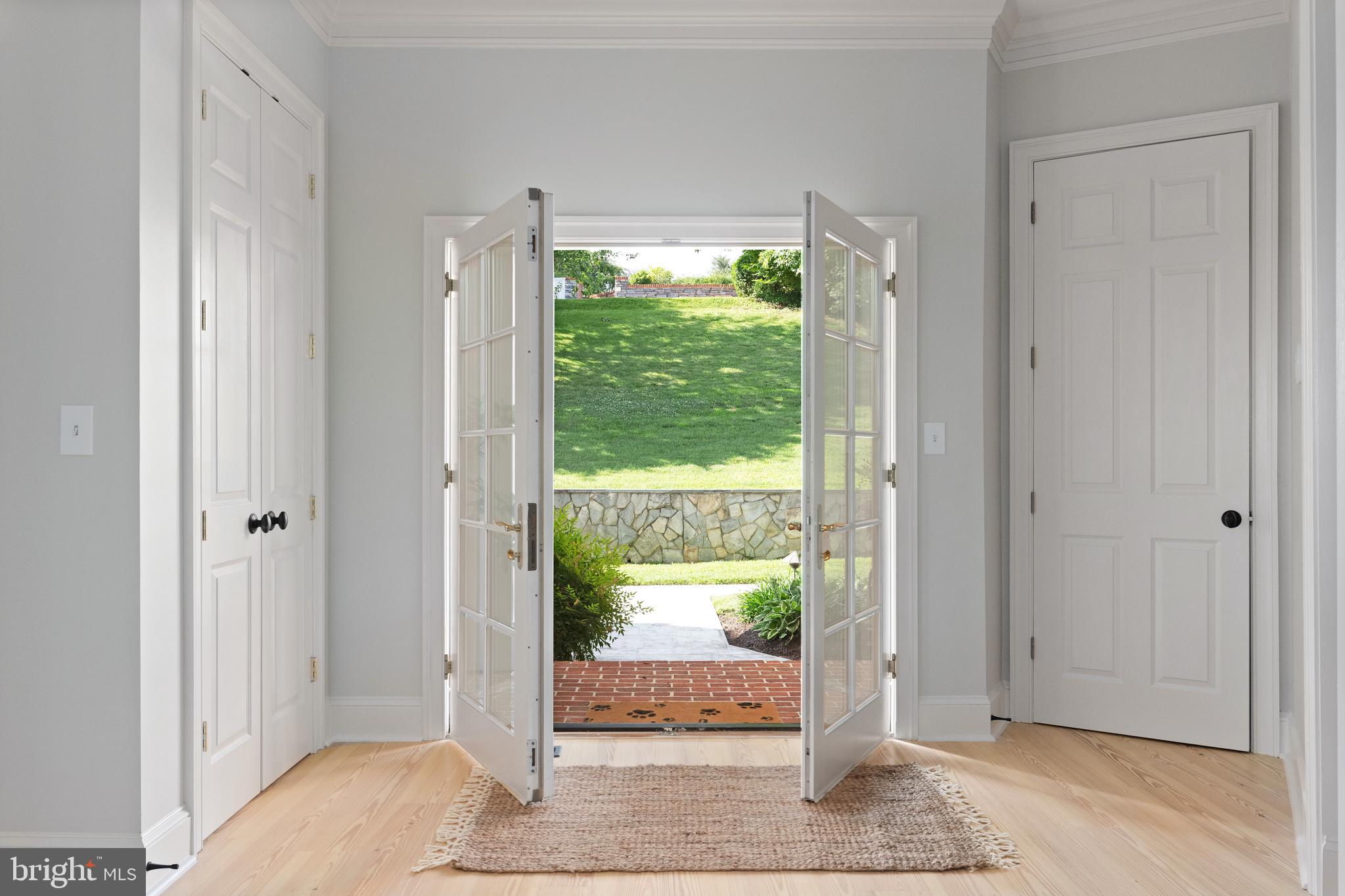 1932 Carrollton Road Annapolis, MD 21409 - Photo 89 of 134 mudroom side entry