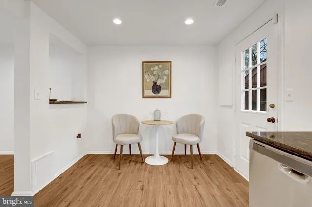 $409,000 | 37 Alden Court, Sterling, VA 20165