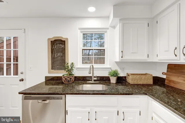 $409,000 | 37 Alden Court, Sterling, VA 20165