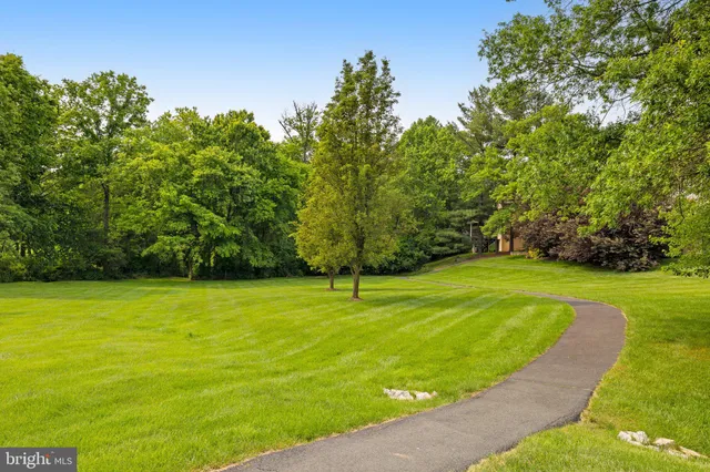 $409,000 | 37 Alden Court, Sterling, VA 20165