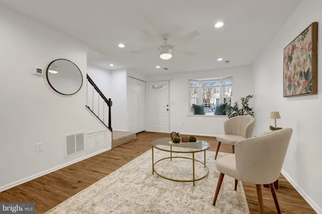 $409,000 | 37 Alden Court, Sterling, VA 20165