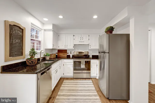 $409,000 | 37 Alden Court, Sterling, VA 20165