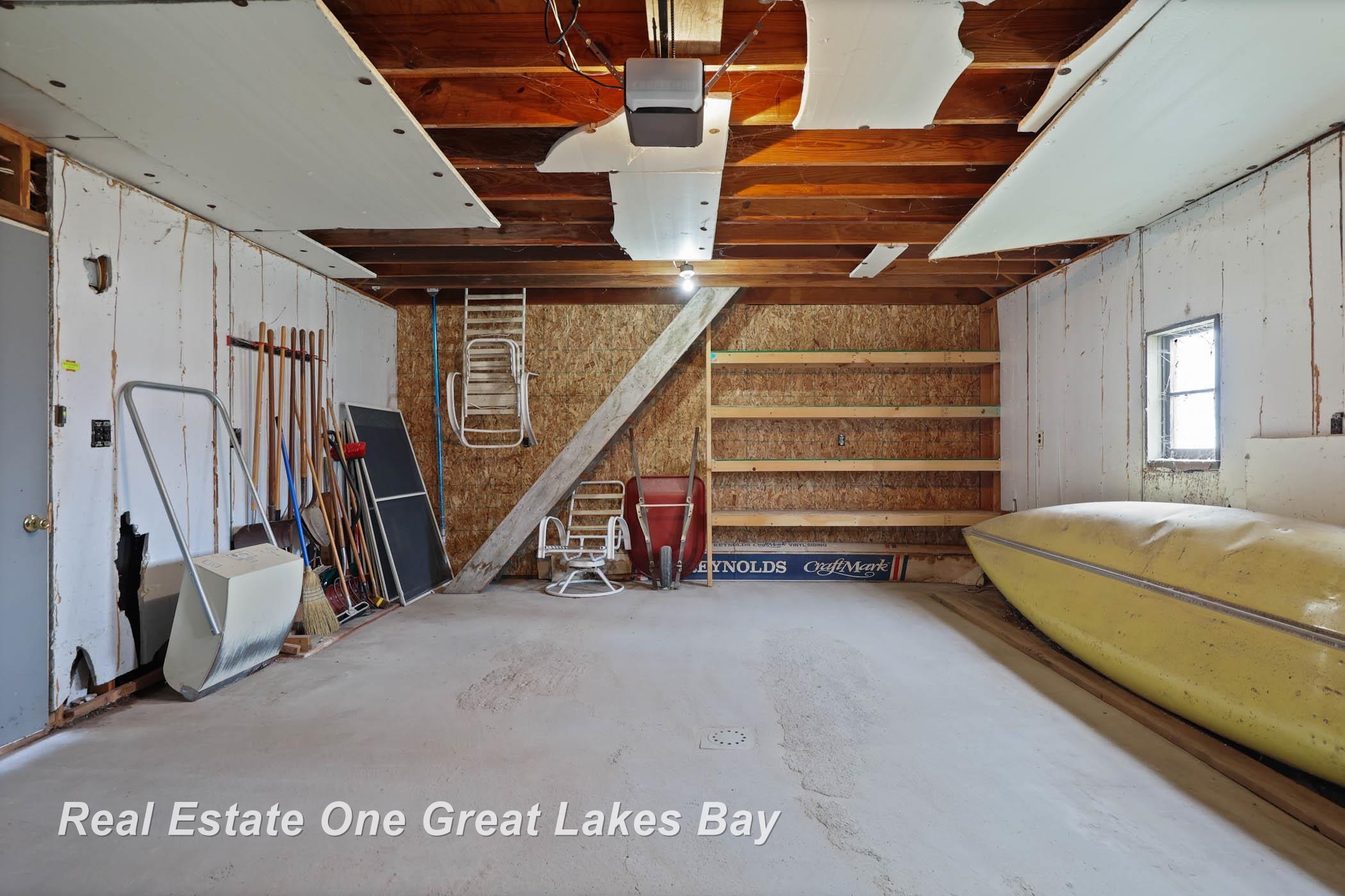 5167 Beachwood Road Standish, MI 48658 - Photo 51 of 55 Garage