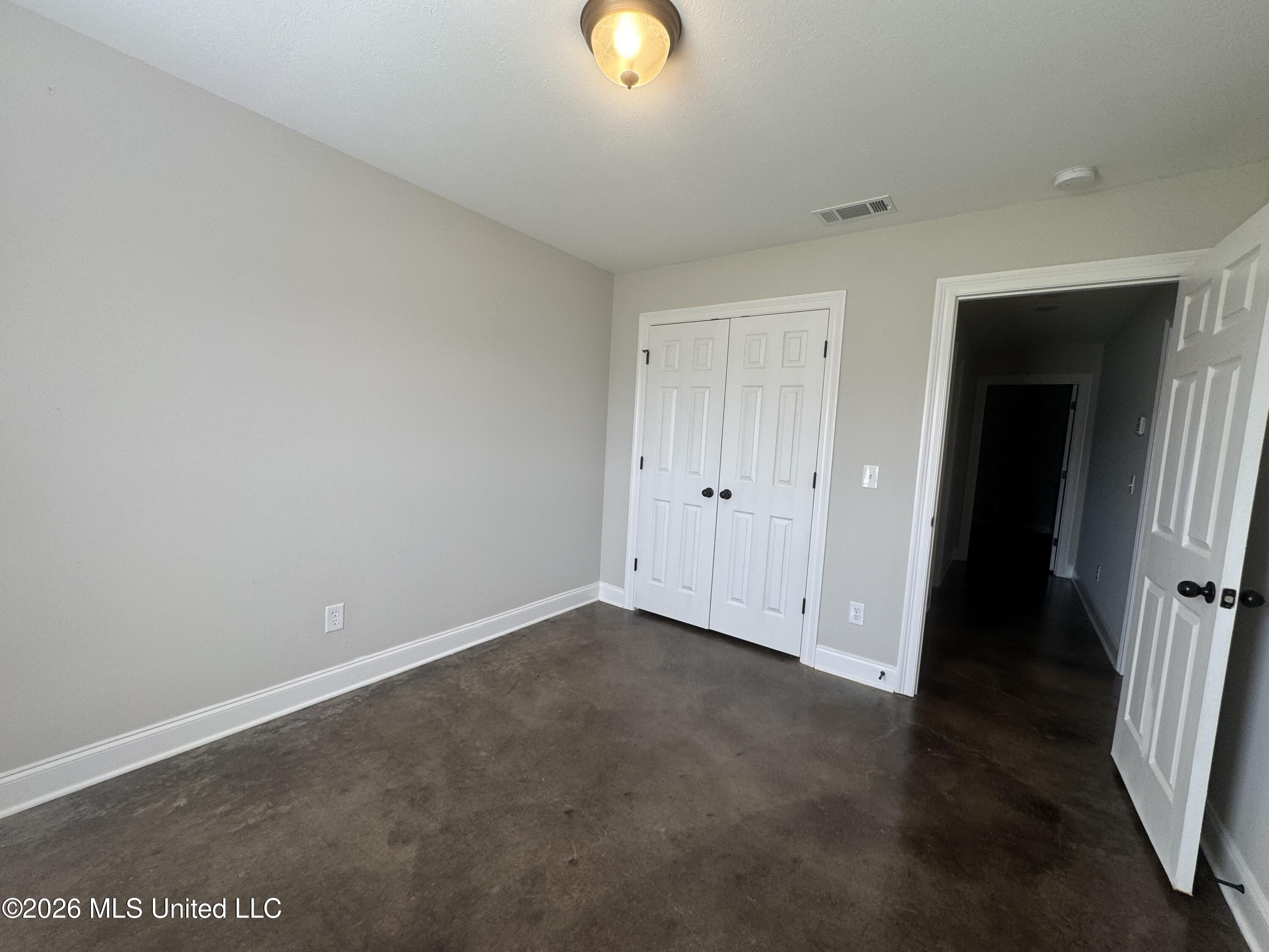 102 Rotherfield Place Canton, MS 39046 - Photo 14 of 20 IMG_4120