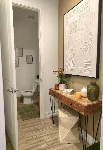 10084 Brickhill Drive Boca Raton, FL 33428 - Photo 12 of 13 Guest bath downstairs