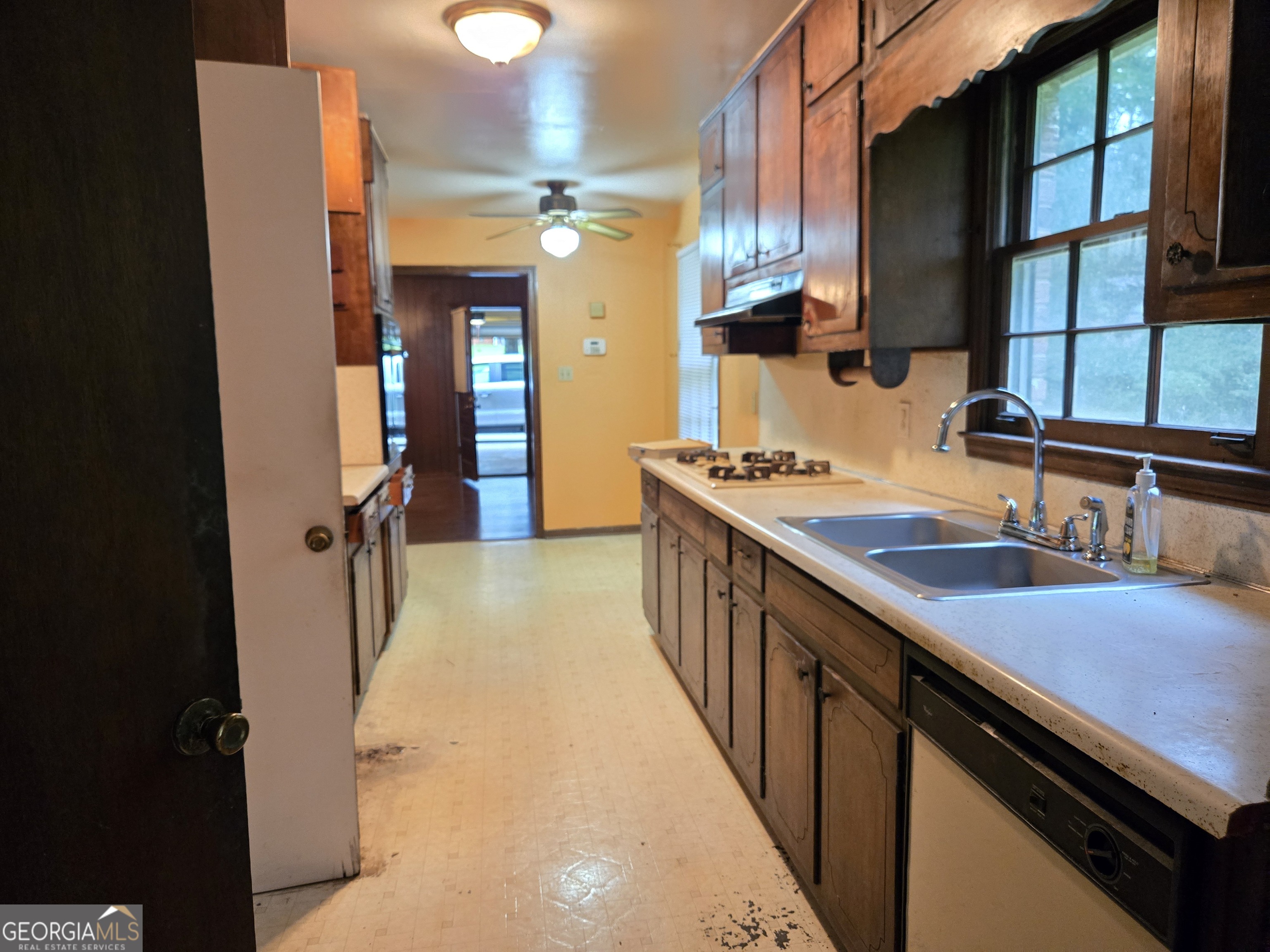 4324 Panola Road Lithonia, GA 30038 - Photo 8 of 28 Gallery Image 8