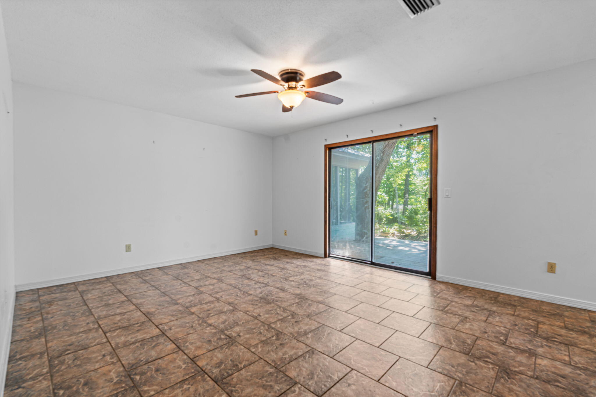 722 Mallet Bayou Road Freeport, FL 32439 - Photo 22 of 47 22-web-or-mls-722 Mallet-22