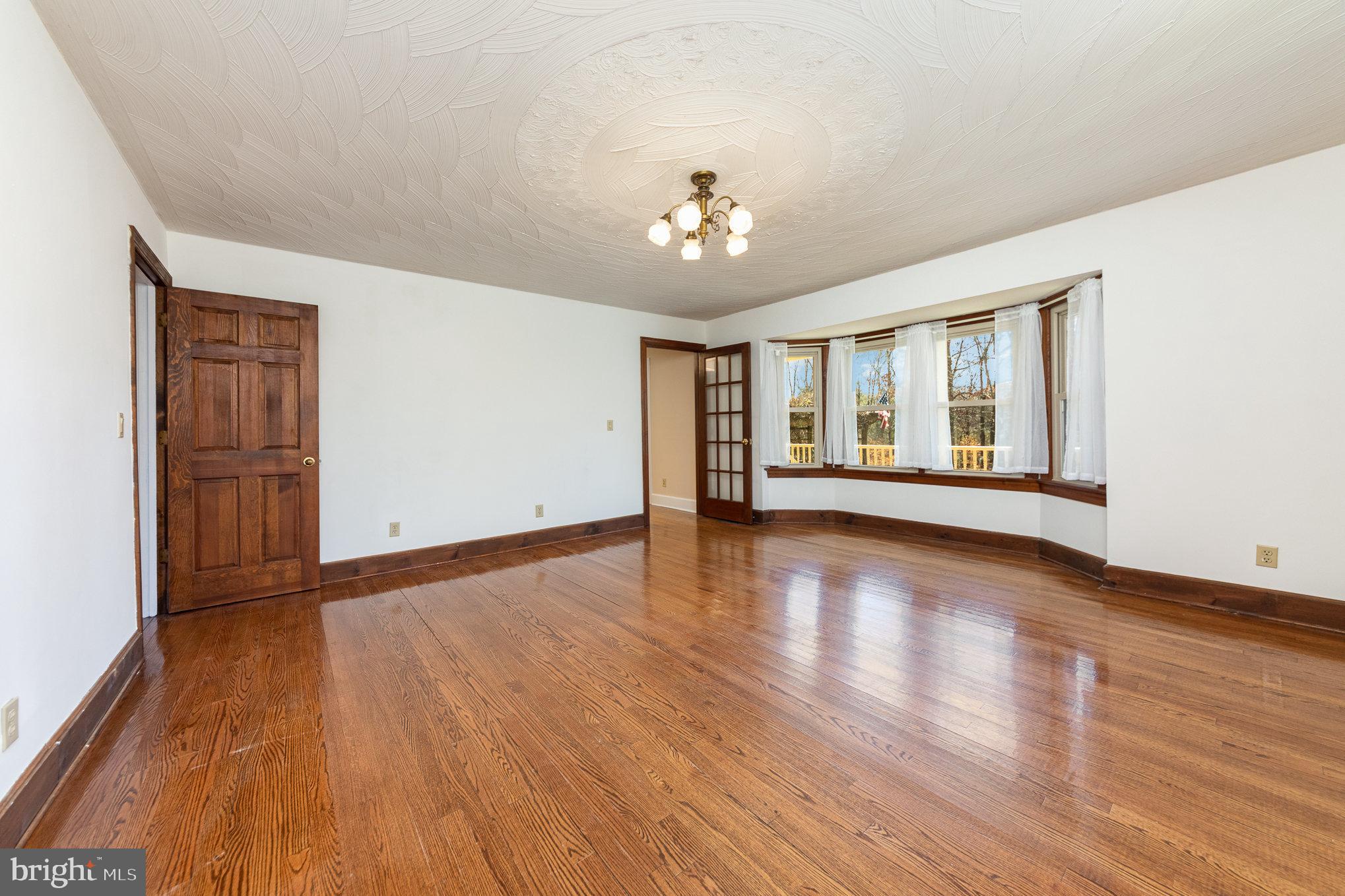 10323 Alden Road King George, VA 22485 - Photo 8 of 38 Gallery Image 8