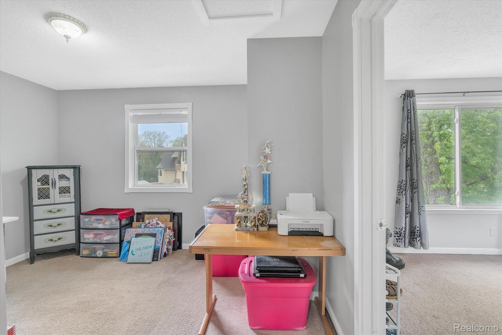 4715 Eagle Road Highland, MI 48356 - Photo 24 of 35 23-4715-Eagle-WindowStill-Real-Estate-Photography-23.jpg