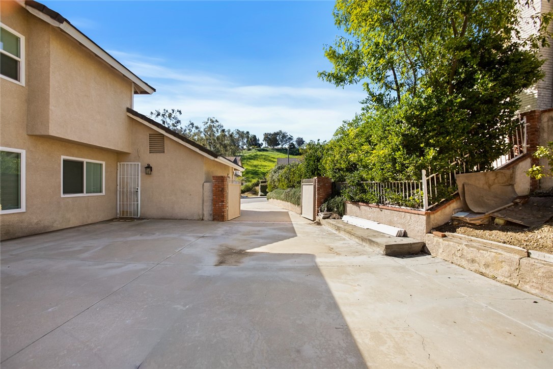 708 Silver Valley Trail Walnut, CA 91789 - Photo 30 of 40