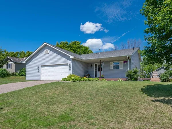 $375,000 | 950 Oak Avenue, Waconia, MN 55387