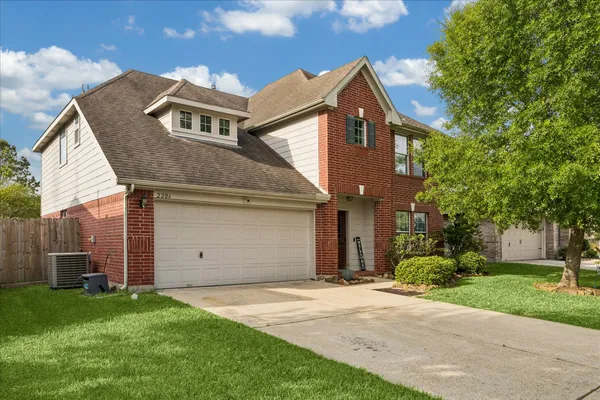 $325,000 | 2206 Camdon Drive, Deer Park, TX 77536