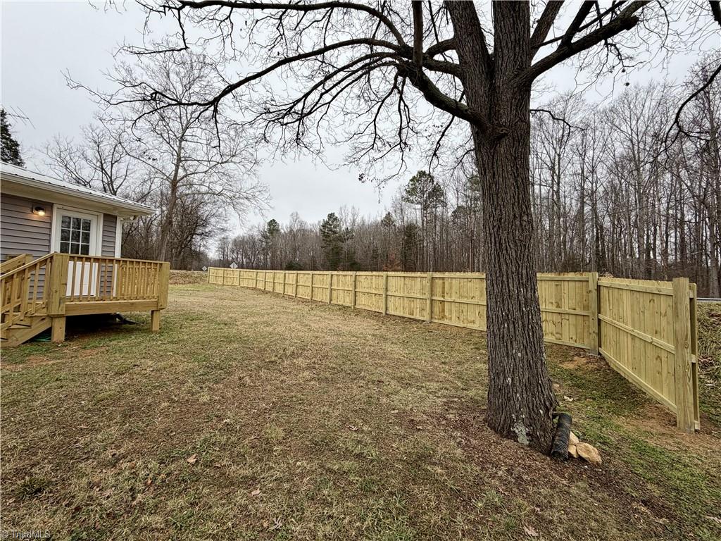 122 Old Fisher Ferry Road Thomasville, NC 27360 - Photo 20 of 21 New privacy fence
