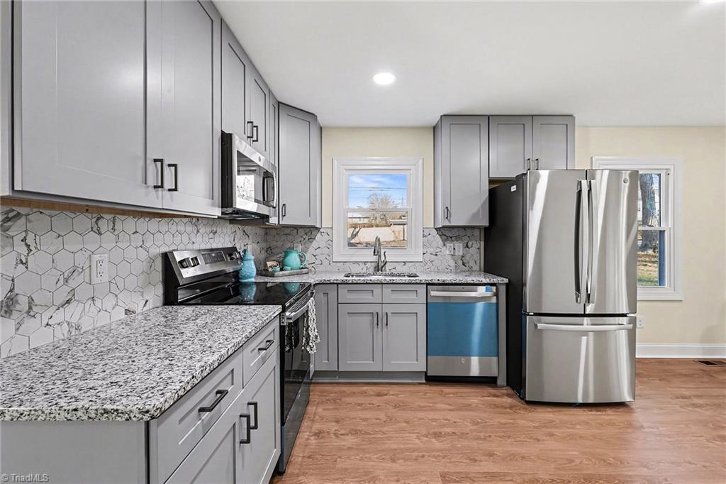 122 Old Fisher Ferry Road Thomasville, NC 27360 - Photo 5 of 20