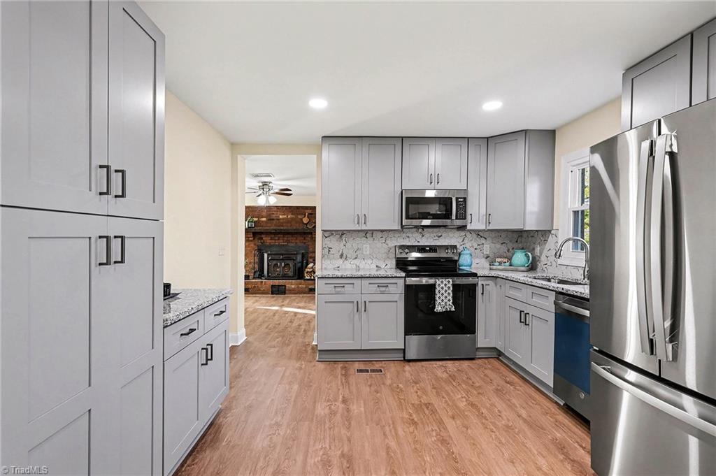 122 Old Fisher Ferry Road Thomasville, NC 27360 - Photo 6 of 20