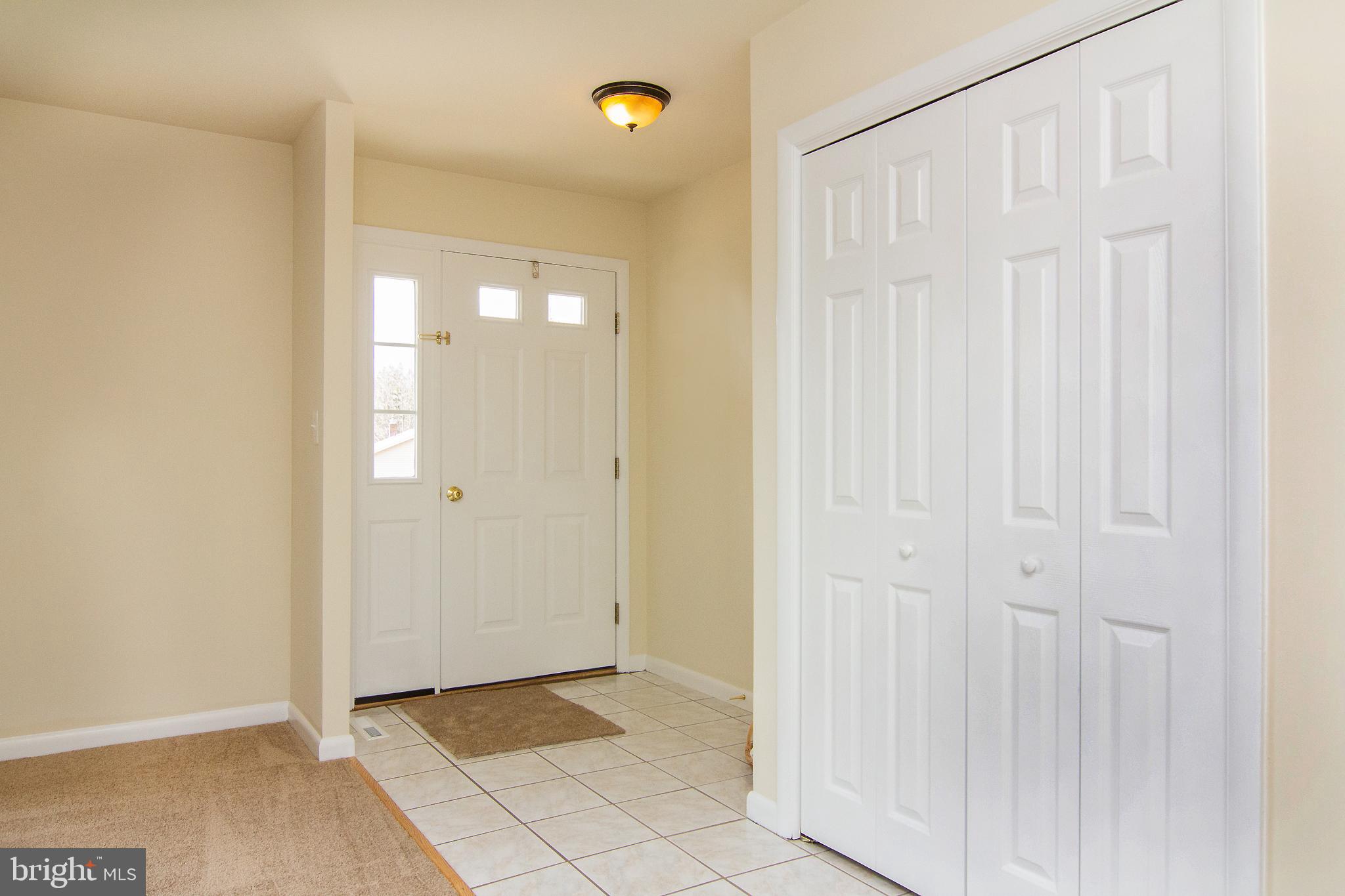 2201 Ridgemont Drive Finksburg, MD 21048 - Photo 14 of 37 Living Room Entrance