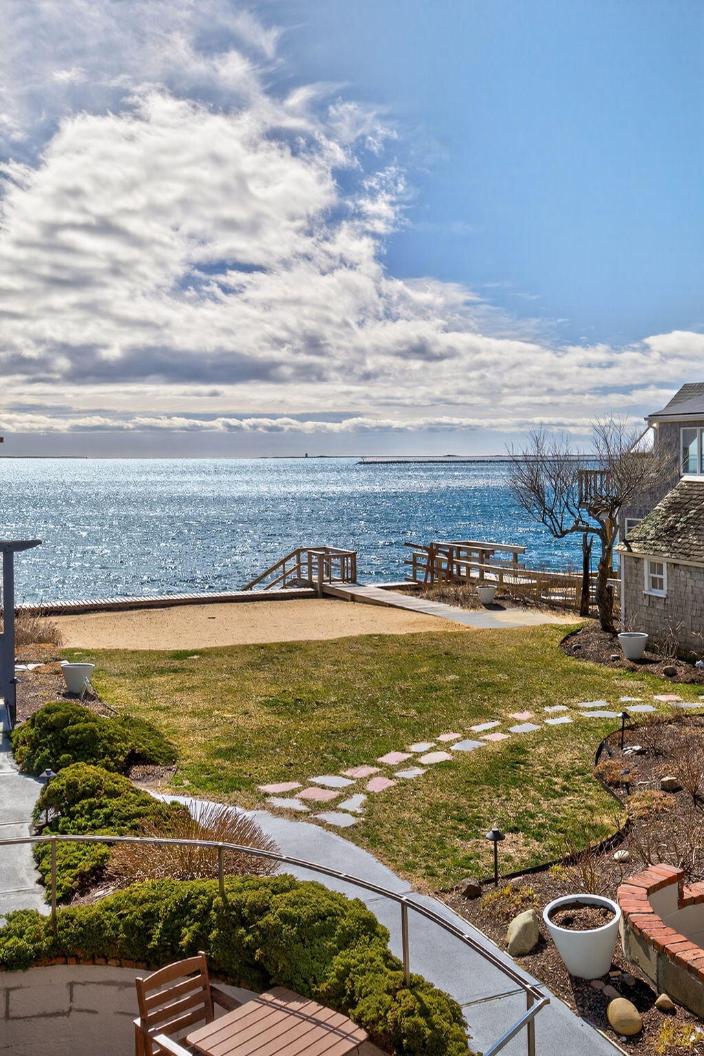 495 Commercial Street, Unit 9 Provincetown, MA 02657 - Photo 20 of 25 84-Vertical-PF0A9290