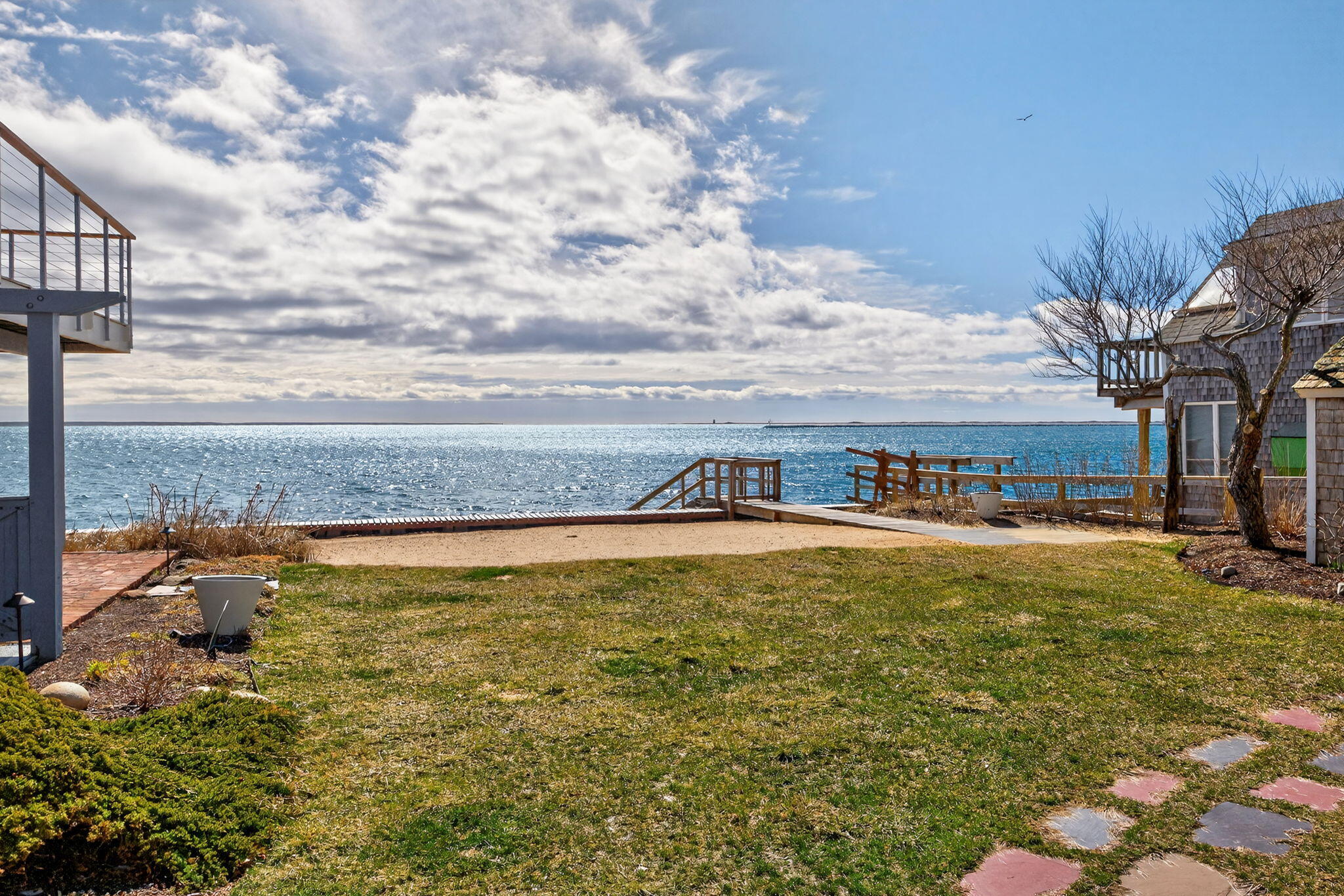 495 Commercial Street, Unit 9 Provincetown, MA 02657 - Photo 23 of 25 16-PF0A9291