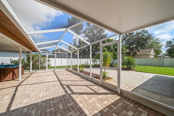 $564,500 | 1105 Deer Run Place, Valrico, FL 33594