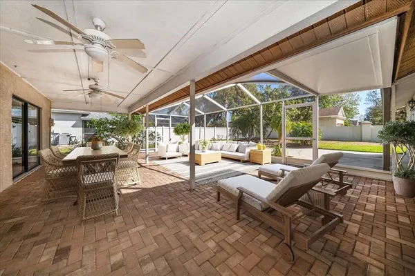 $564,500 | 1105 Deer Run Place, Valrico, FL 33594