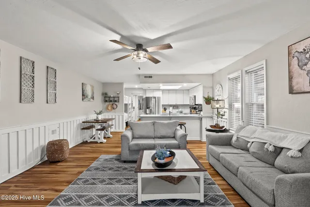 $380,000 | 918 North New River Drive, Unit 322, Surf City, NC 28445