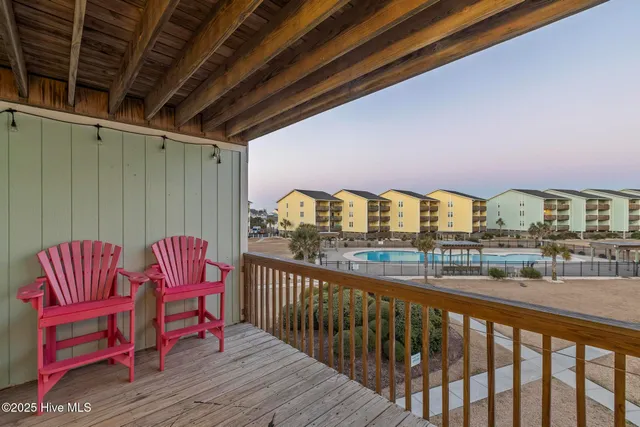 $380,000 | 918 North New River Drive, Unit 322, Surf City, NC 28445