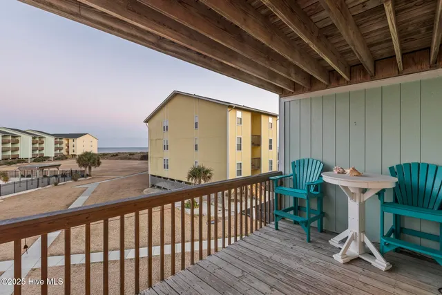 $380,000 | 918 North New River Drive, Unit 322, Surf City, NC 28445