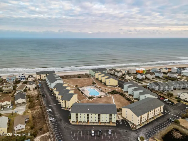 $380,000 | 918 North New River Drive, Unit 322, Surf City, NC 28445