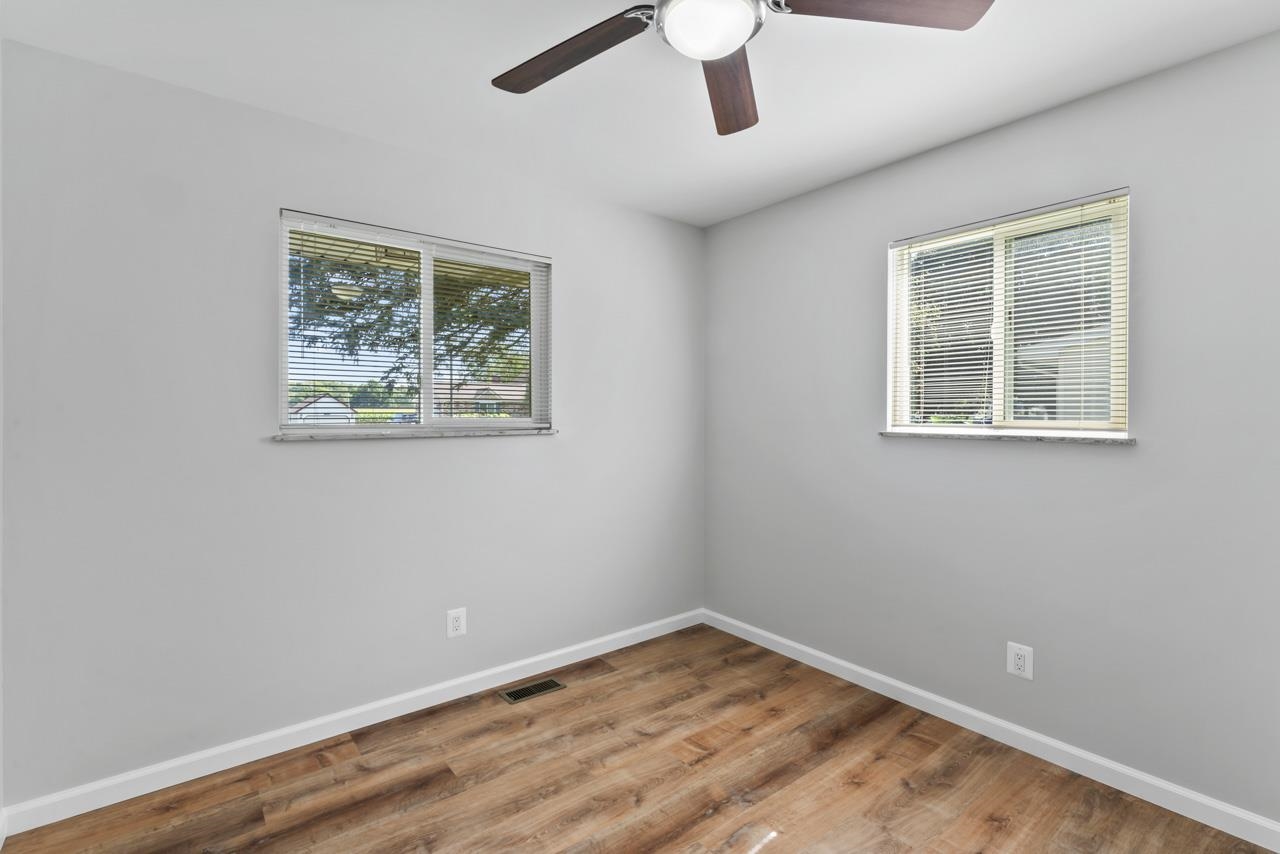 10459 Rene Drive Clio, MI 48420 - Photo 20 of 28 50156096-e25a3358-43f6-485f-822d-a445041a4abf.JPG