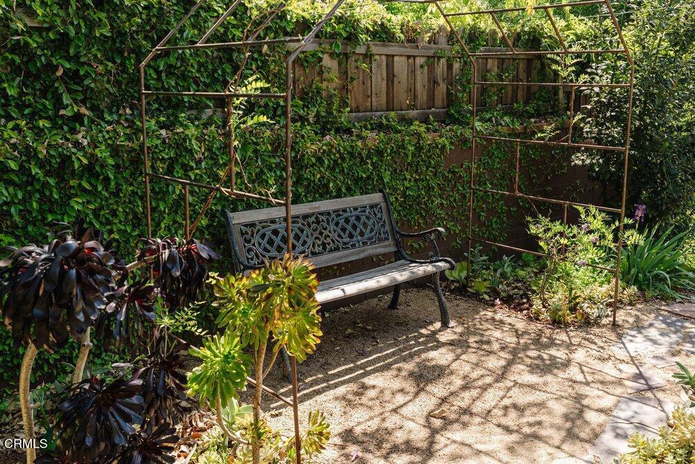 1300 Meadowbrook Road Altadena, CA 91001 - Photo 42 of 45 042_1300_meadow_brook-152_202