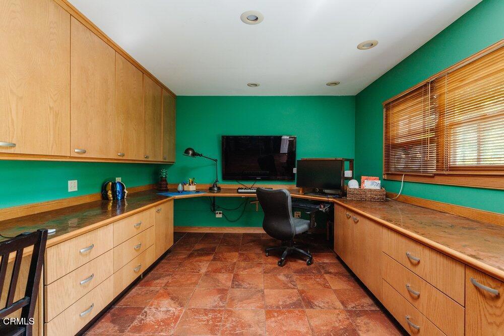 1300 Meadowbrook Road Altadena, CA 91001 - Photo 44 of 45 044_1300_meadow_brook-182_317